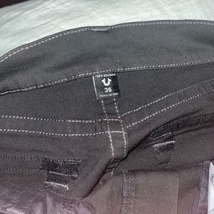 Men’s black with pocket flap True Religion Ricky’s style skinny size 36/32